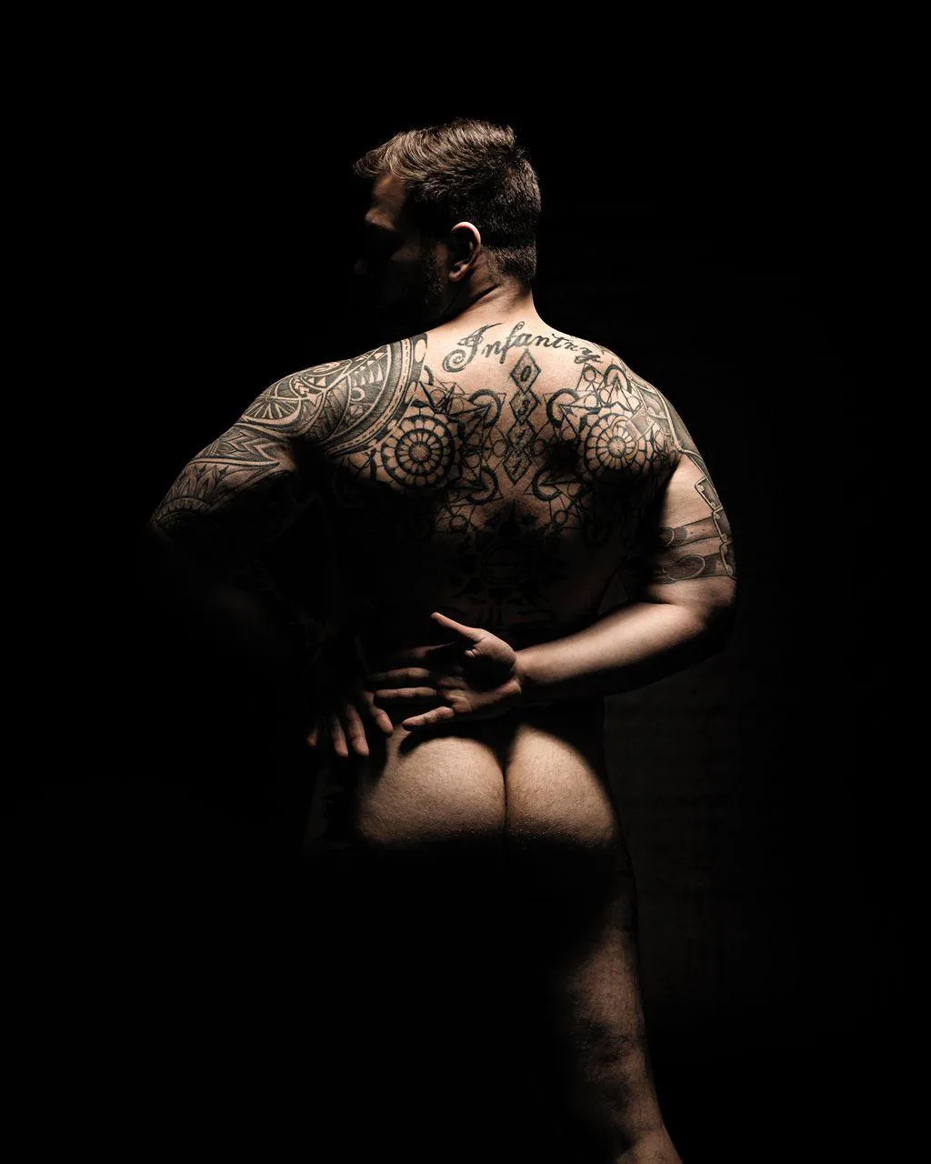 A little artsy shot for you