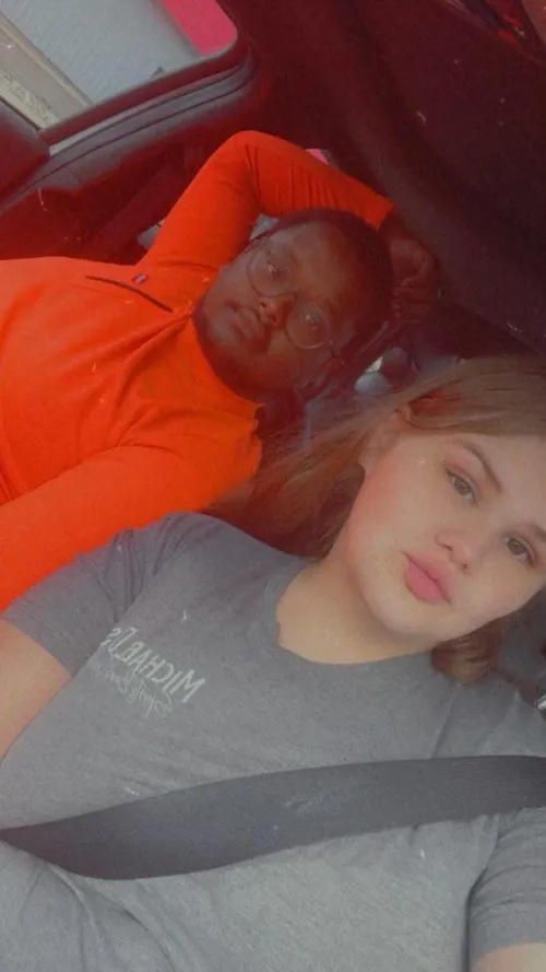 Any neo couples down for some fun tonight?