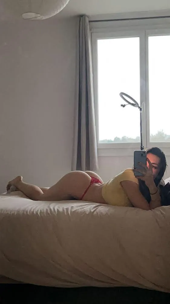 Coquine a pleins temps ! 🥵