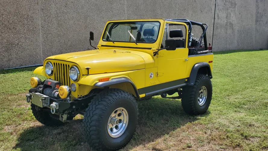 Curious and figure it might take as long to find as to fix. Looking for a F model for my Jeep. A couple hour shoot, DM for details.