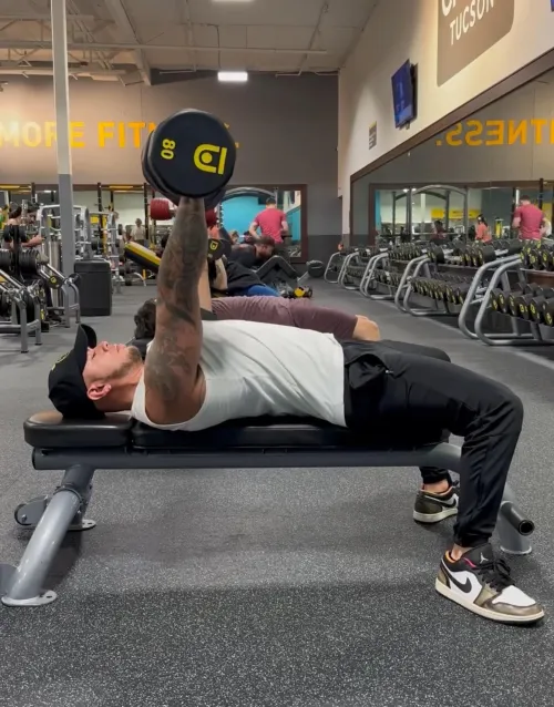 Getting stinky at the gym right now. What part of my body you want to start sniffin?