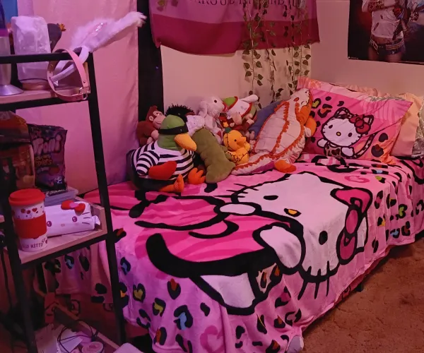 I got these new sheets for beds and ahhhhhhh i wuv 🥰