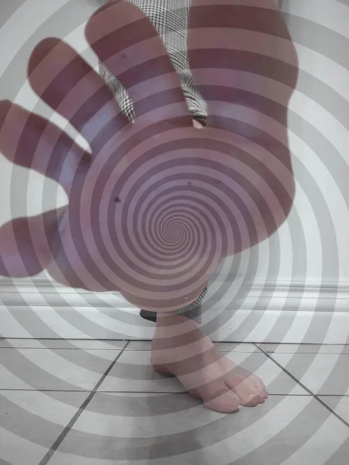 It's the gooning hour!😵‍💫😵‍💫