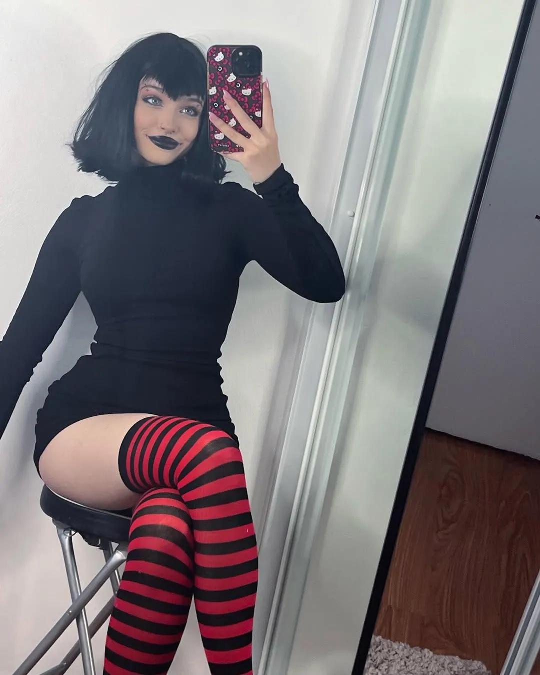mavis from hotel transylvania by iheartpidge