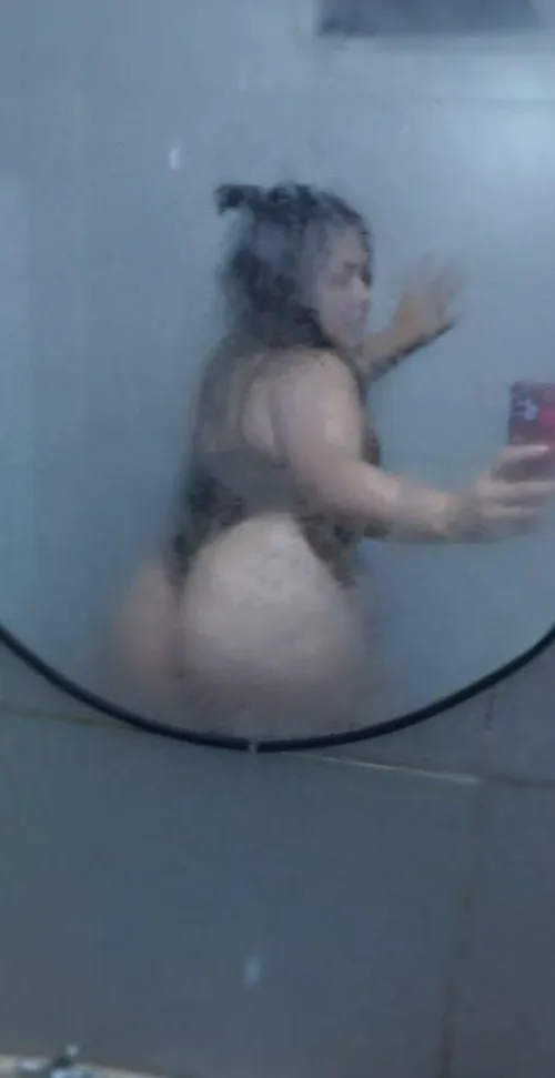 My peachy deserves your hard cock