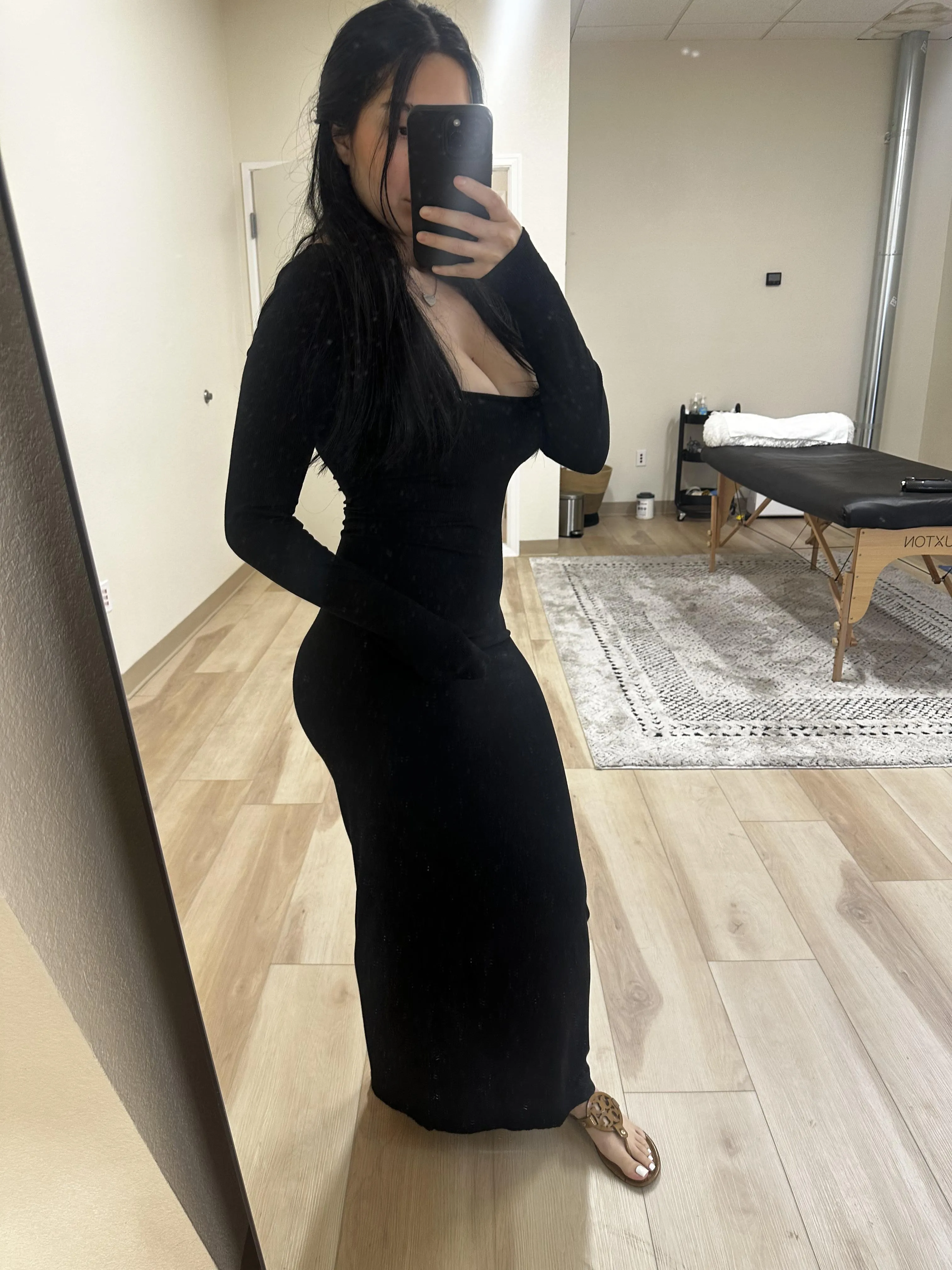 should I wear torys everyday to work?