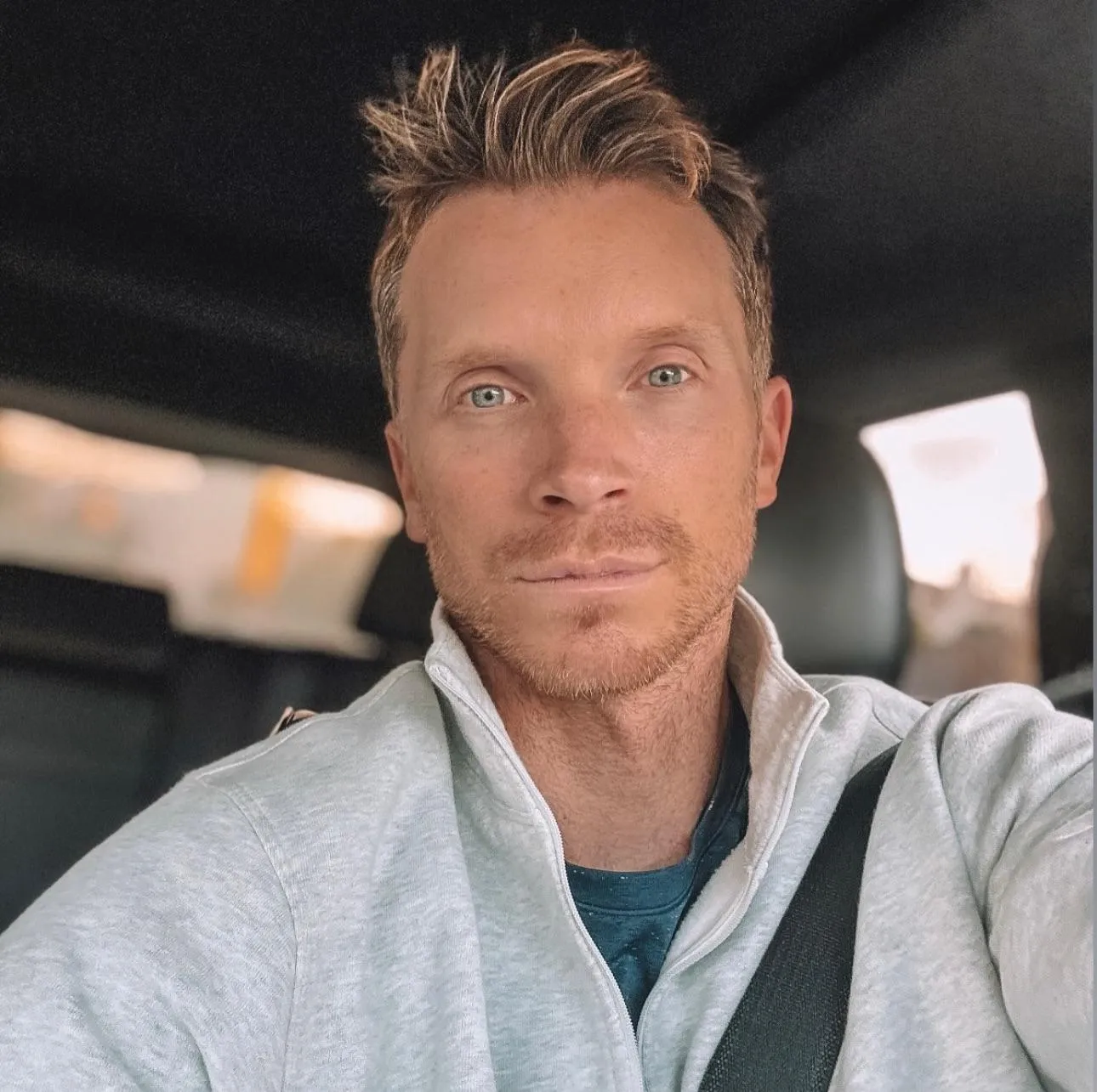 Single on ❤️ day