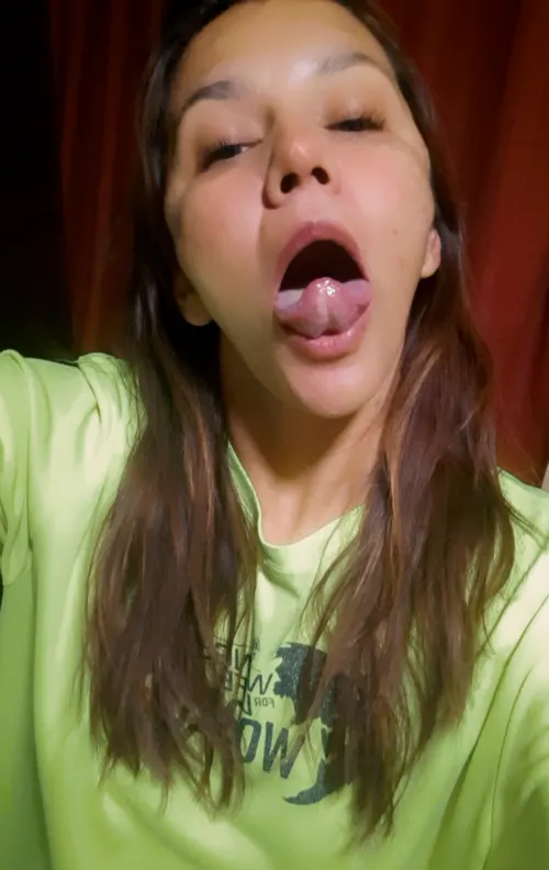 This meat is very juicy, only for the brave!