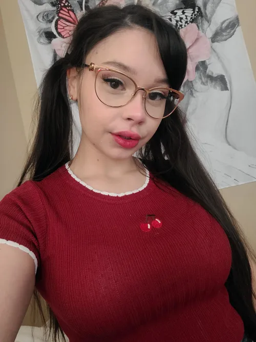 why do you like small girl like me?