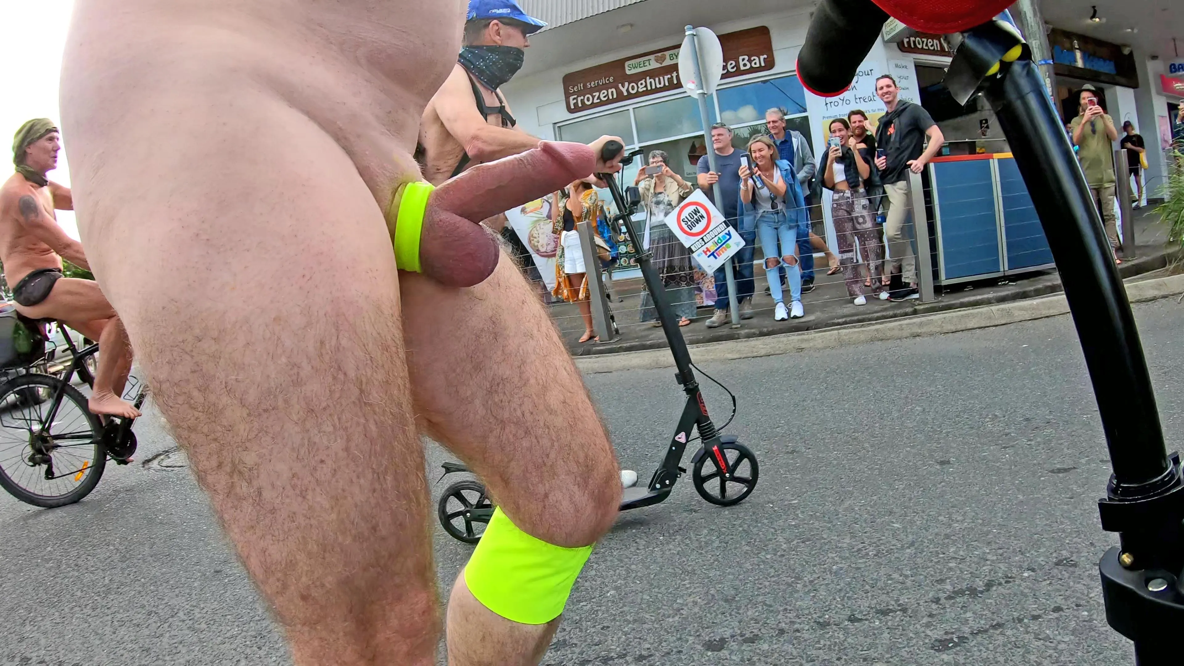 WNBR Byron Bay - the crowds all seem to enjoy the passing sights