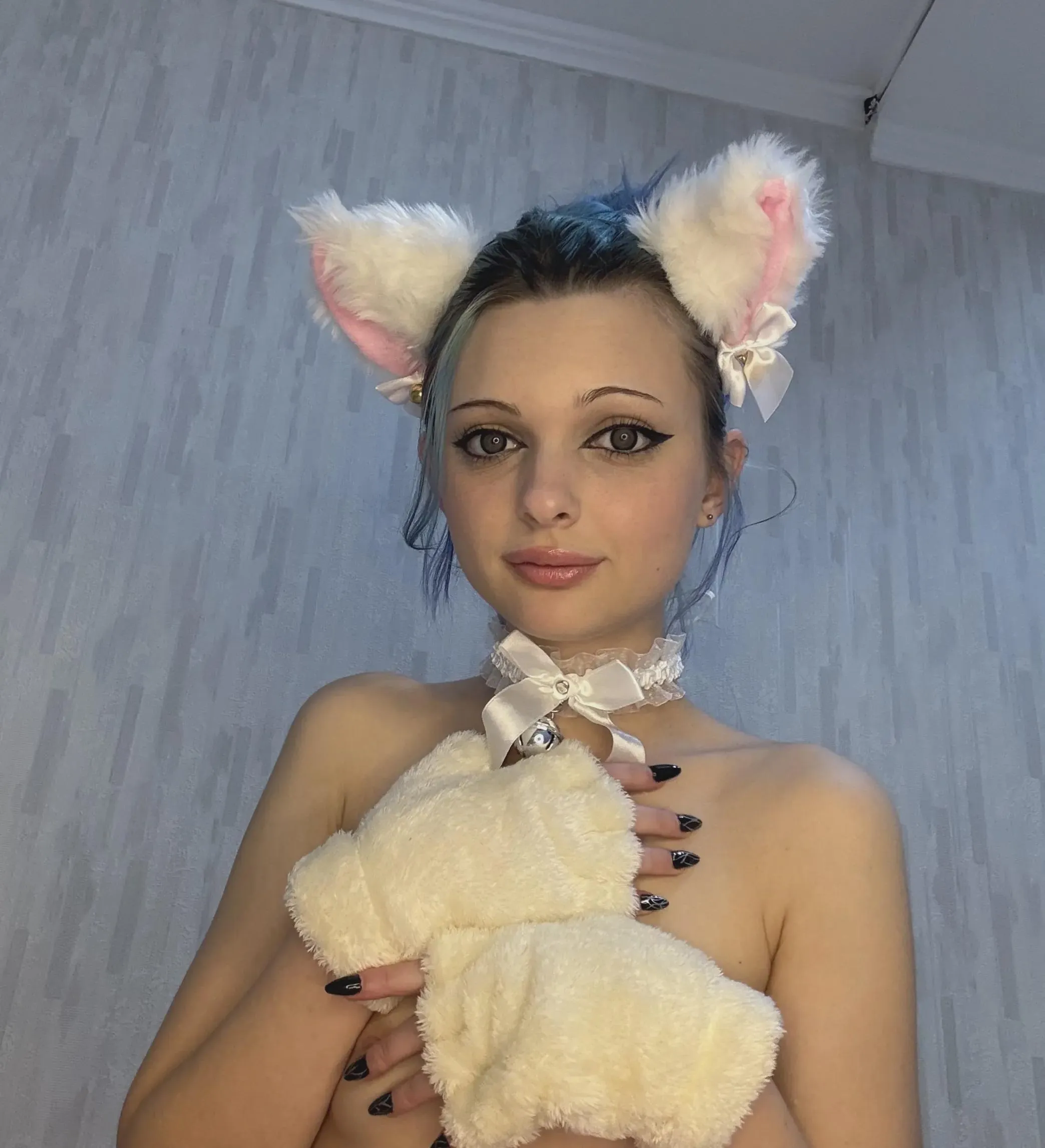 would you let a cat girl lick you clean