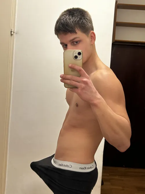 (20)Do you want to get raped by a college guy?