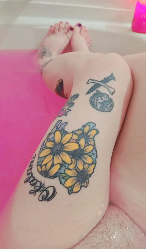 full bush in the bathtub 💘