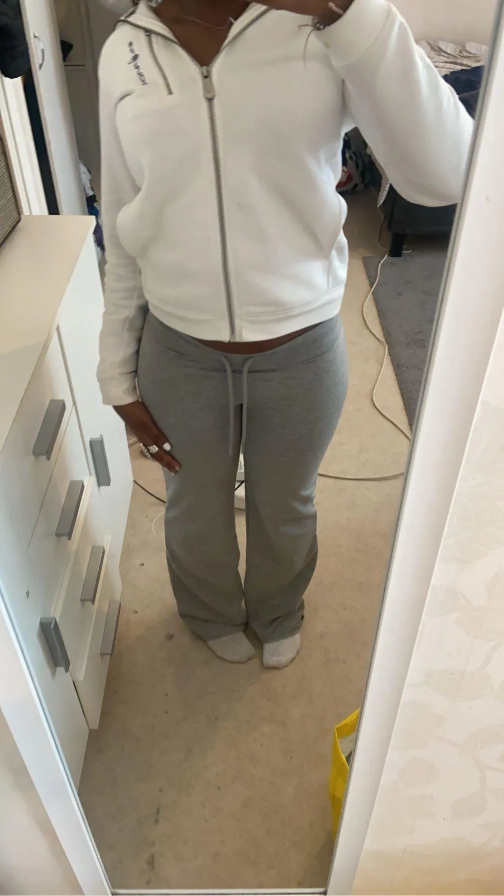 Ger alla första 99 som ❤️ en 🎁 i chatten!!