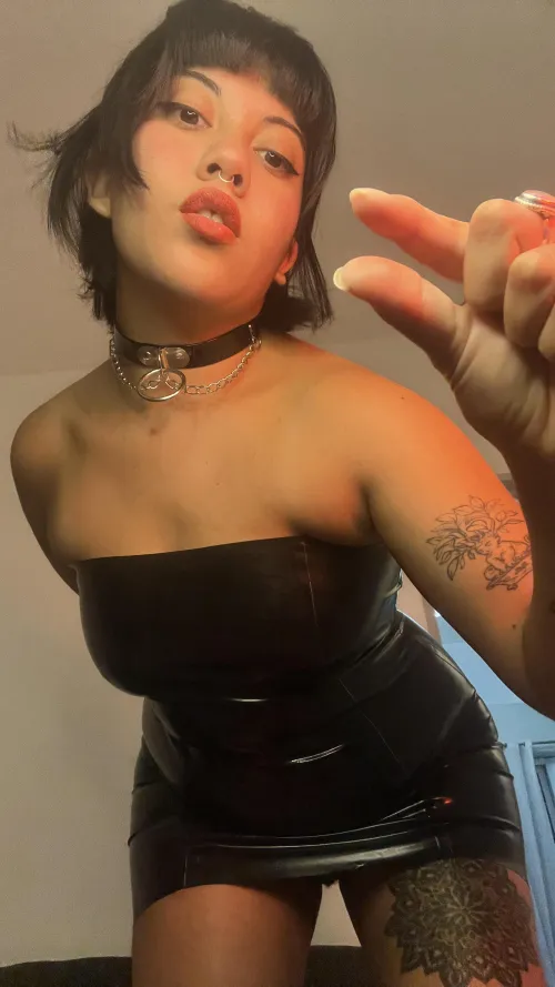 If your dick is less than 5 inches, I will have to remind you how useless it is to please anyone