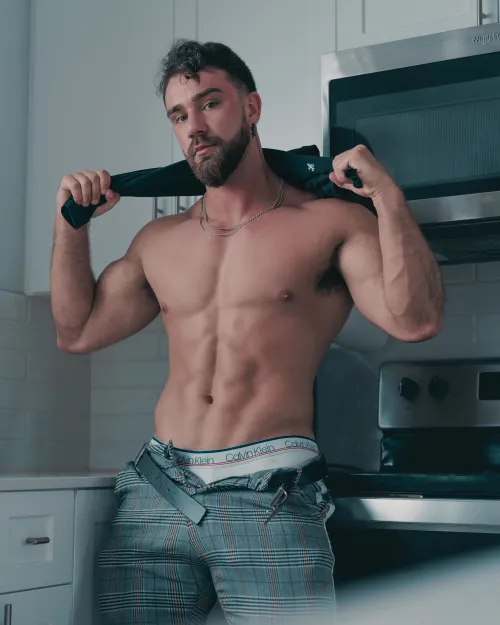 Just flexin' my biceps