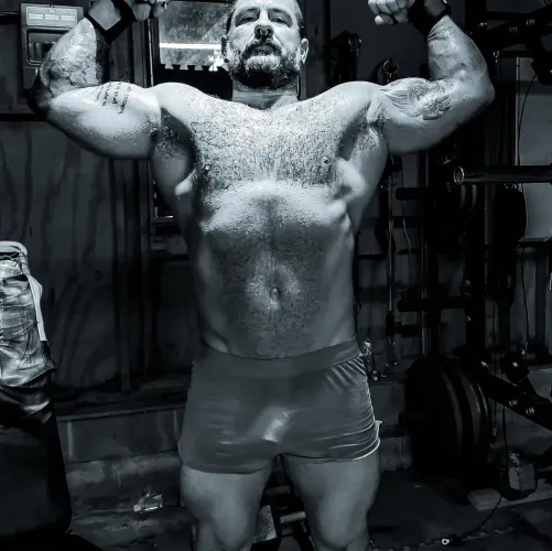 Little double biceps for monochrome Monday