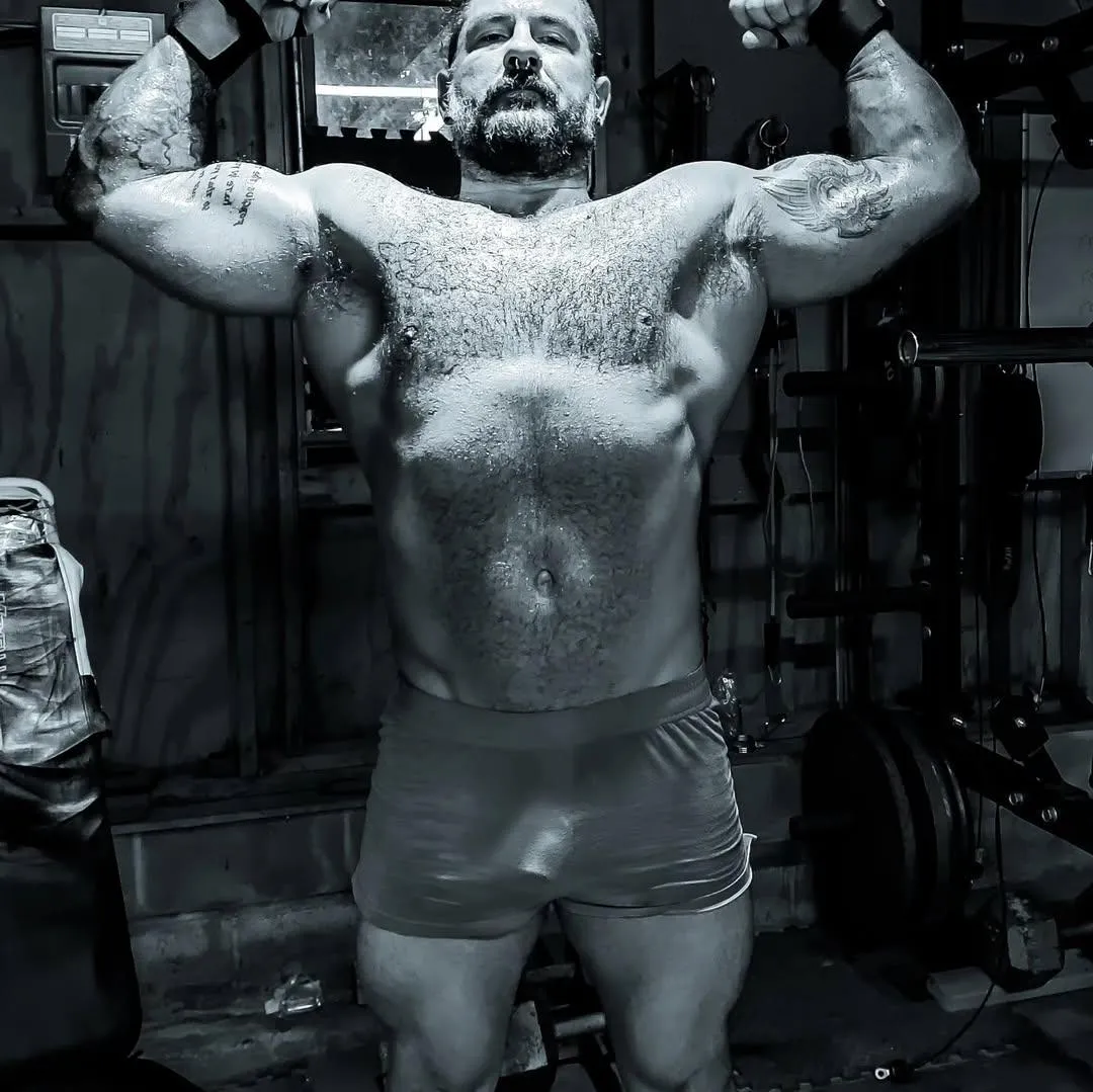 Little double biceps for monochrome Monday