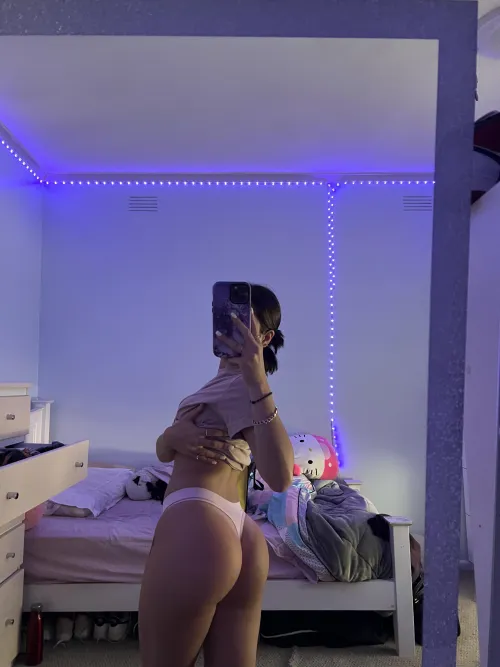 Looking for my tradie men! Anyone still awake?