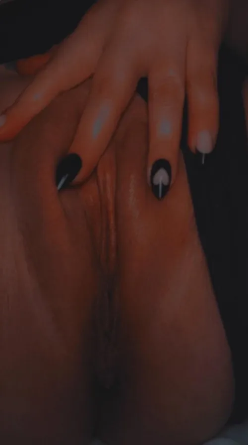 Mesa 29/29 MF Bisexual couple (BBC hubby/PAWG wife) looking for another bi couple, Bi single BBC male, or Bi girl who’s down to mess around with the wife while hubby watches - Wife is a QOS so looking for BBC or girls only - Men, we’re not interested