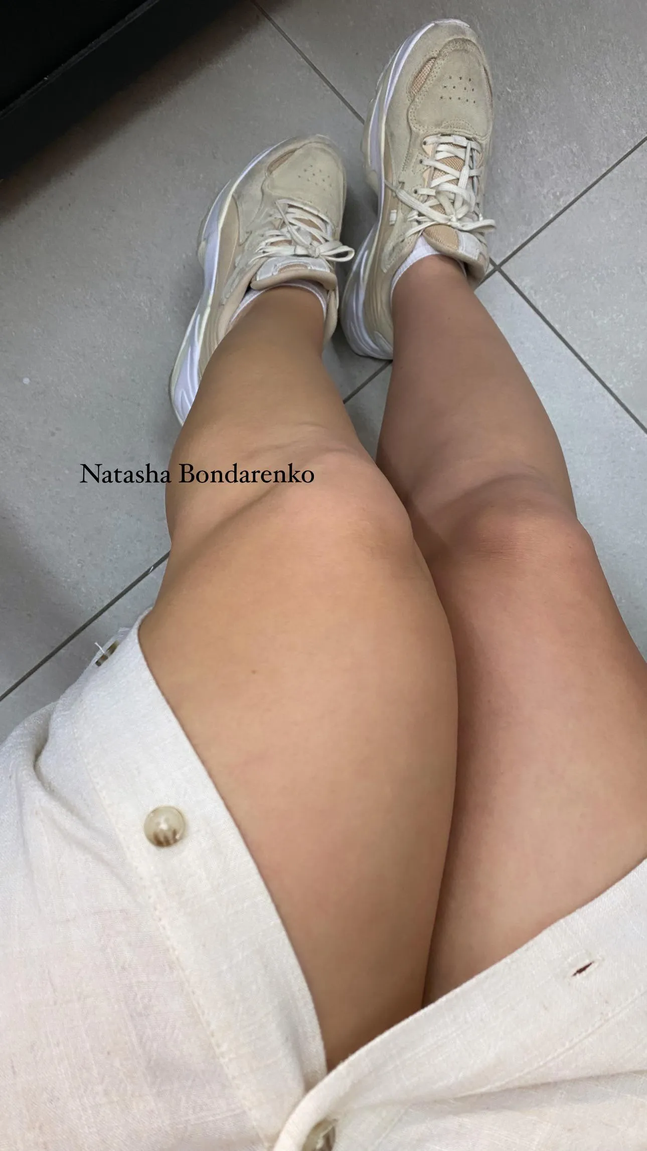 Milf legs and sneakers