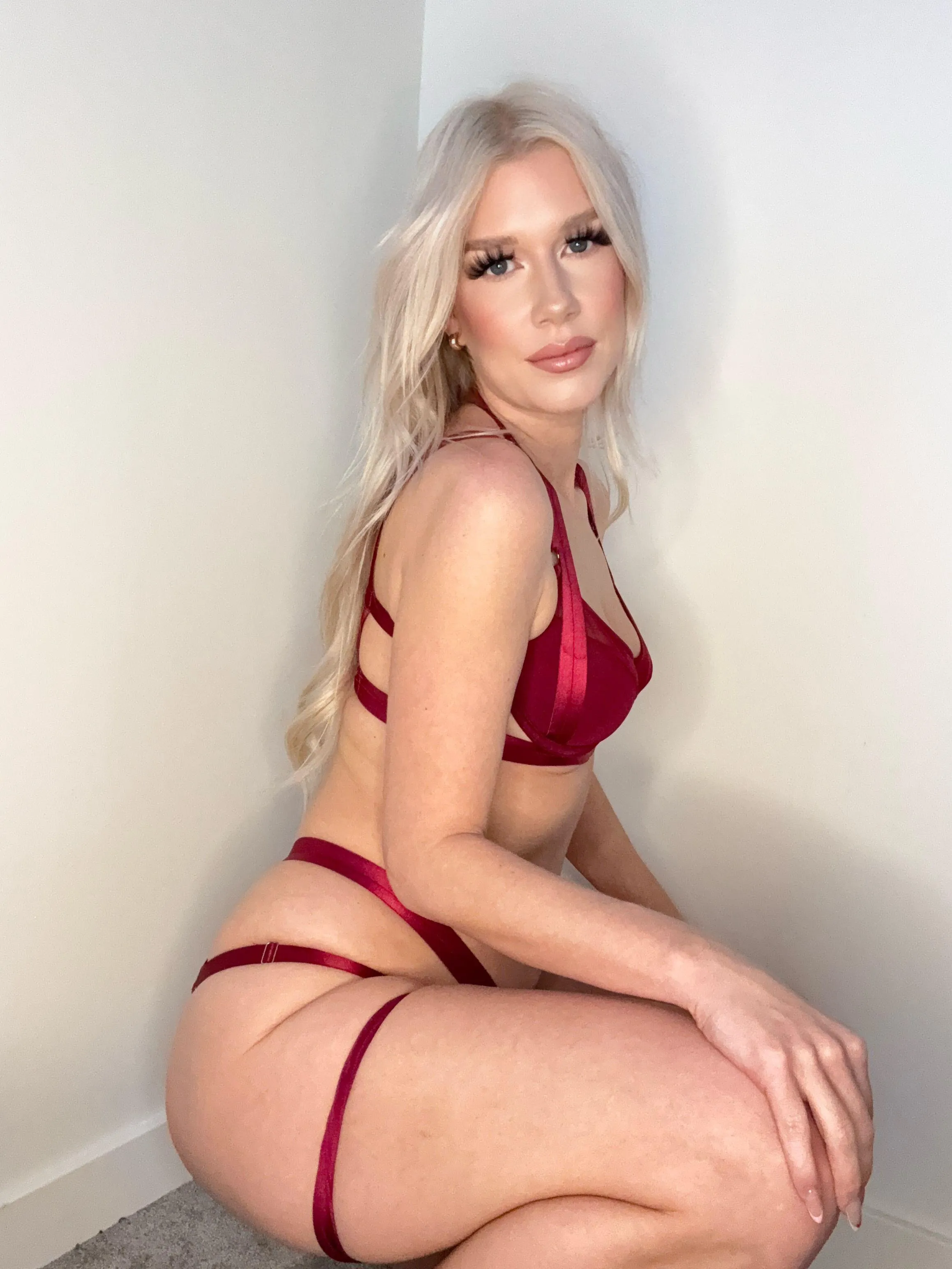 mommy's pussy is always wet