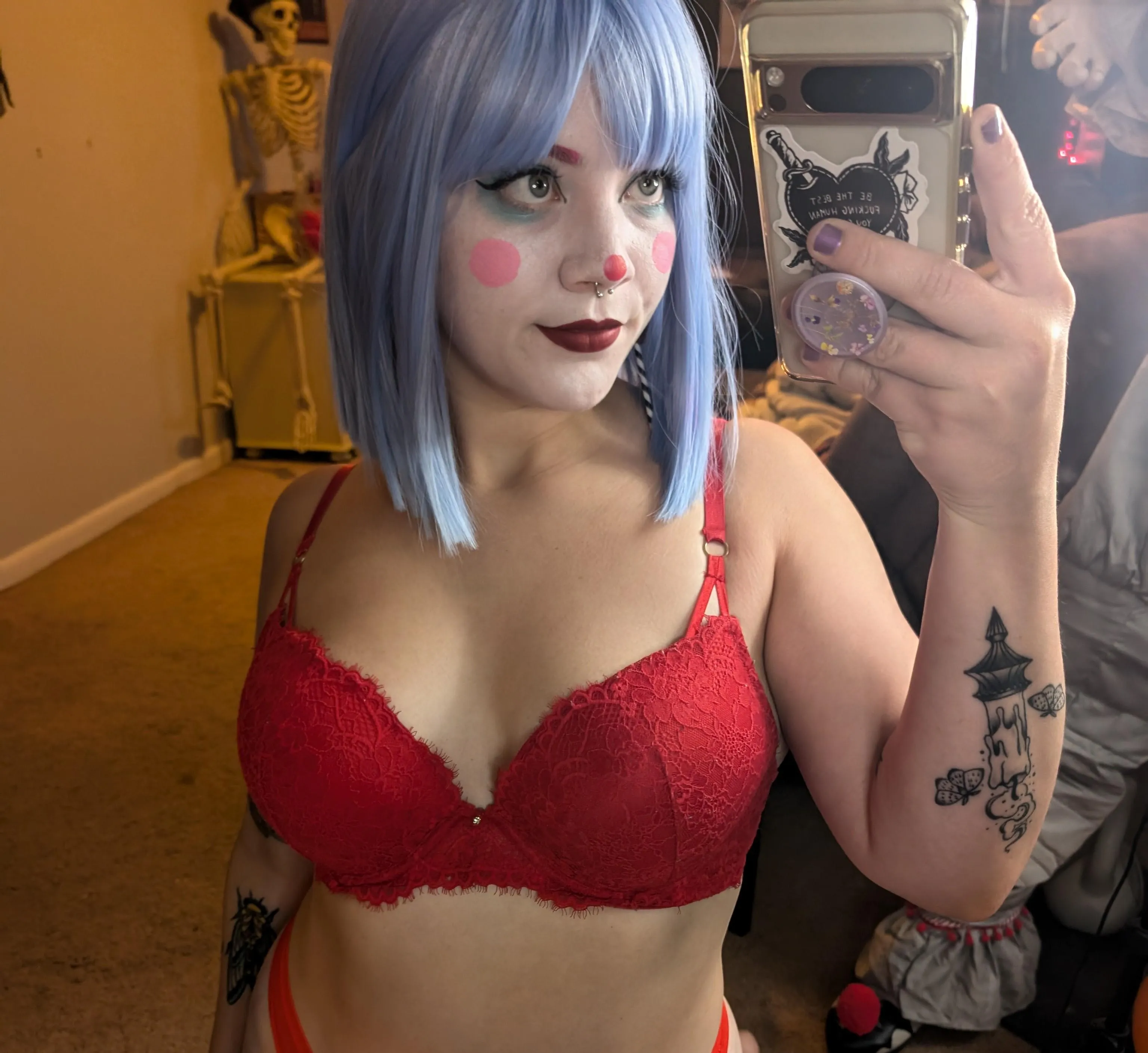 No one expects the clown.