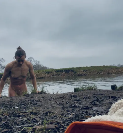 (oc) went for a little dip today 