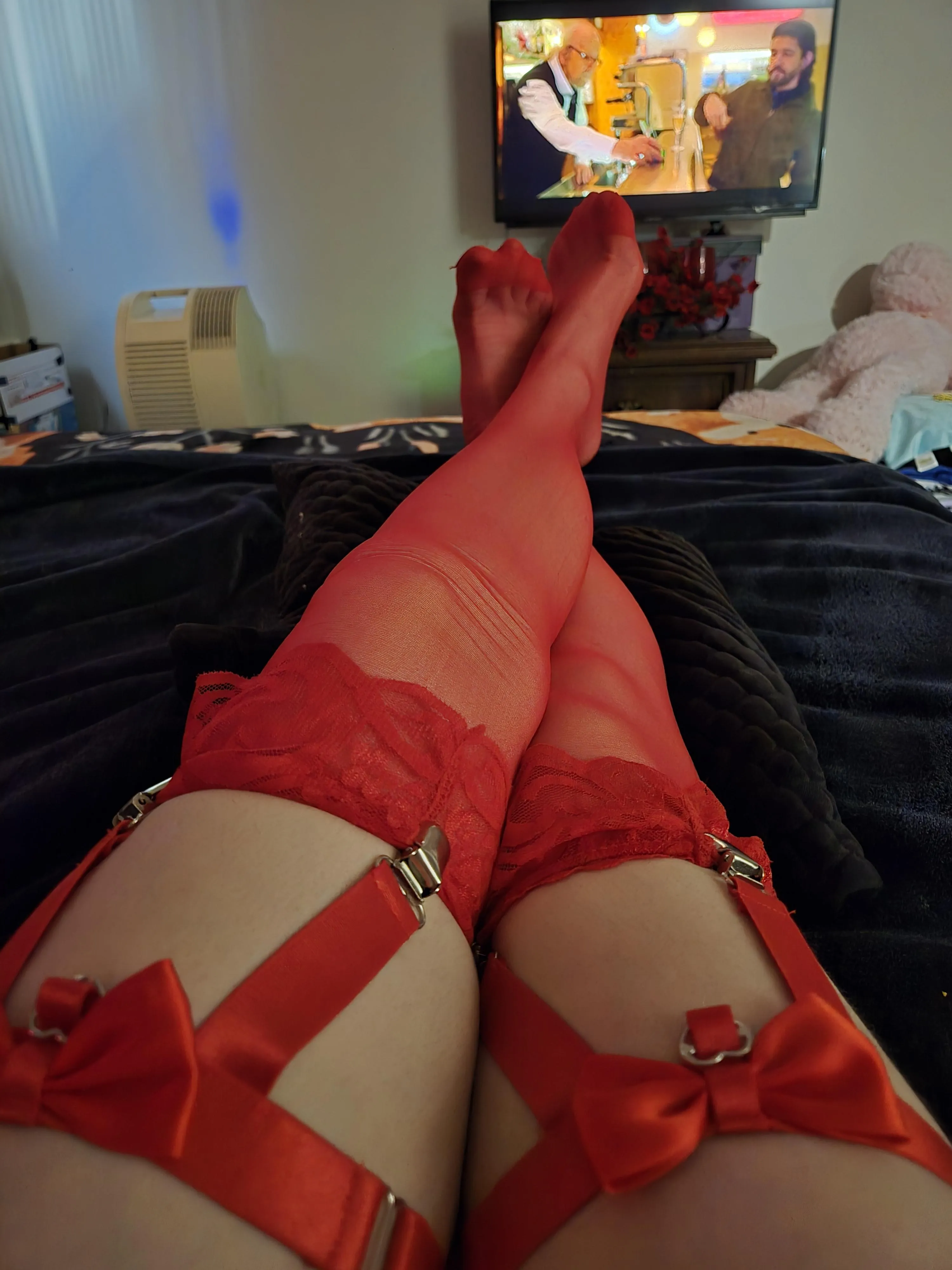 [Selling] custom feet pics/vids. @cheekyxlass on telegram. Paypal only