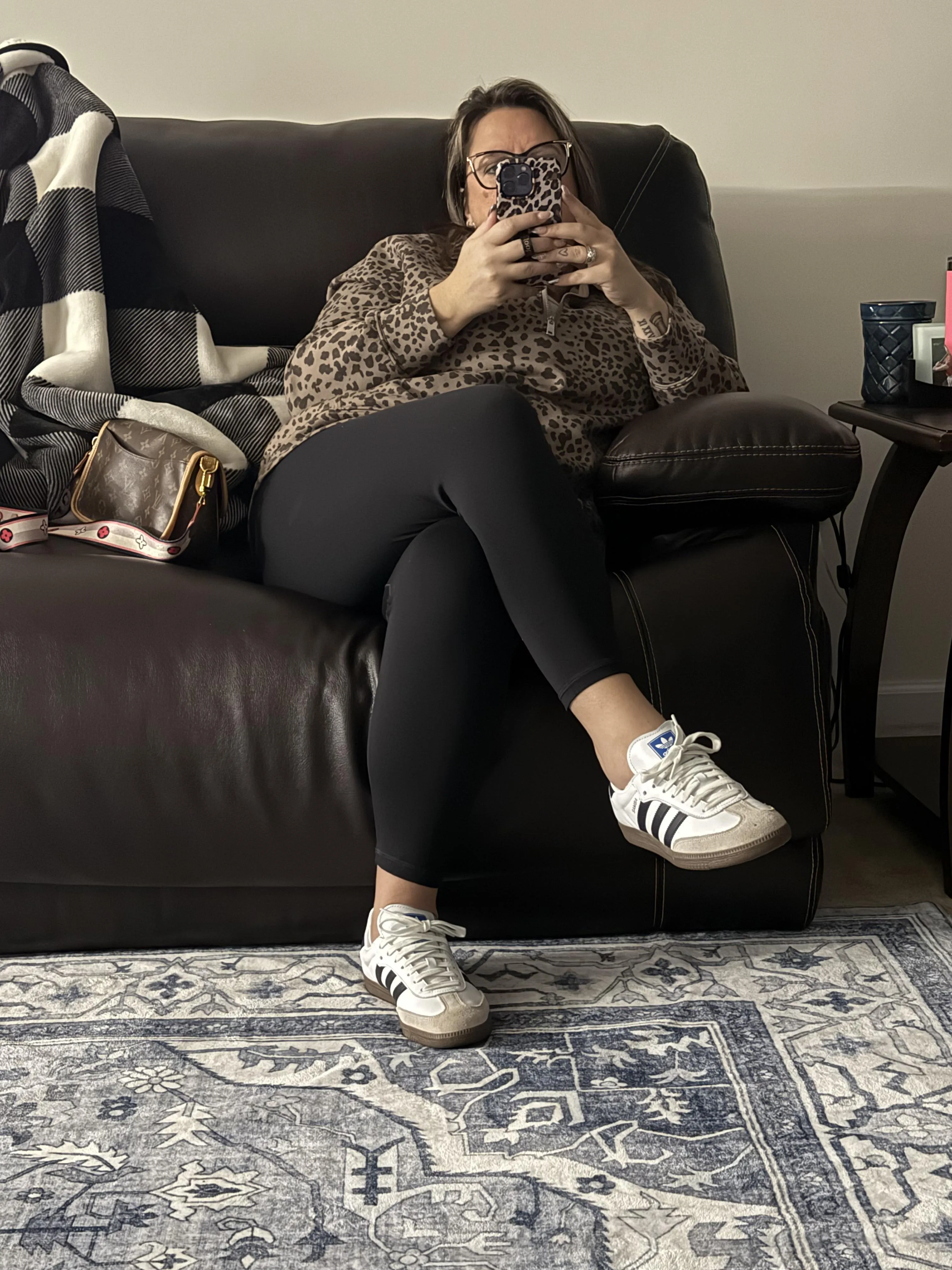 She’s a real MILF! 😘 