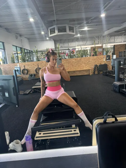 Would you masturbate to my nudes if I sent you some?