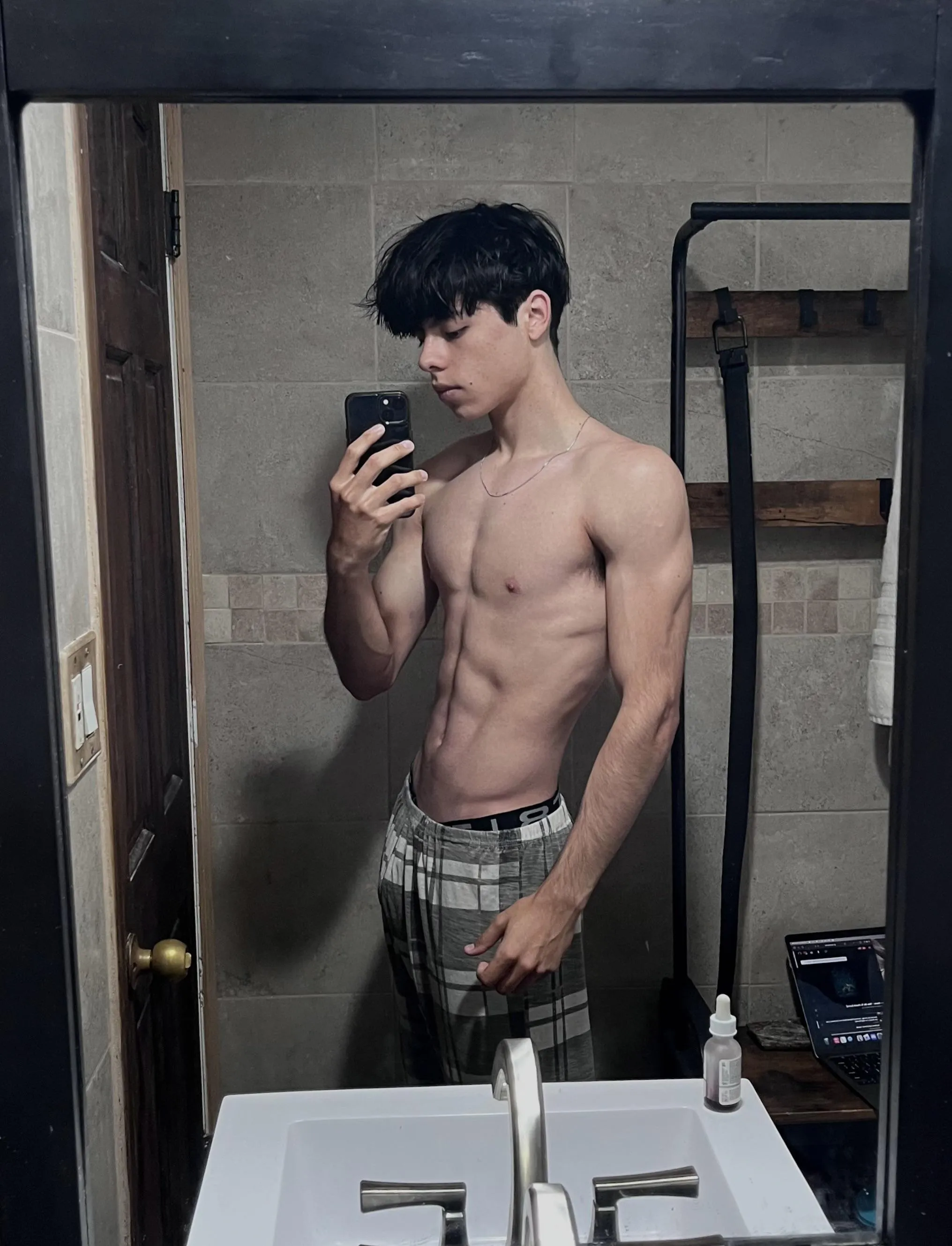 Would you spent your valentines with me?