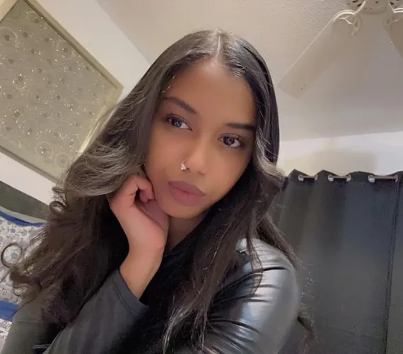 You know you crave the thrill of giving hot brats like me control over your wallet.