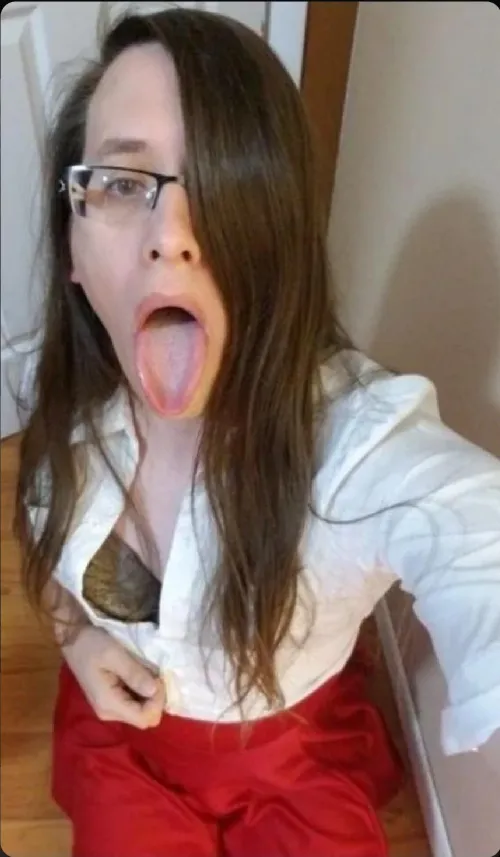 29 [619] s4M San Diego sissy looking to meet Men who'll make sure I become a permanently girly faggot!