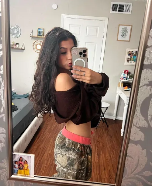 Anyone like small Latina’s