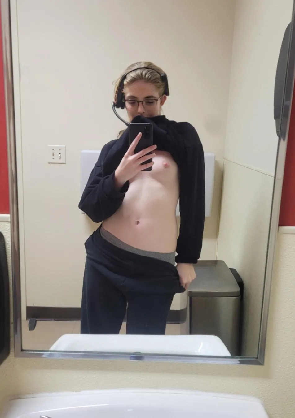 Dare to flash at work I hope y’all enjoy it (f)