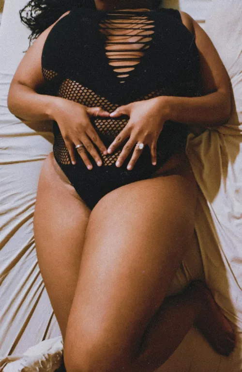 fall for me, pay for me 💕