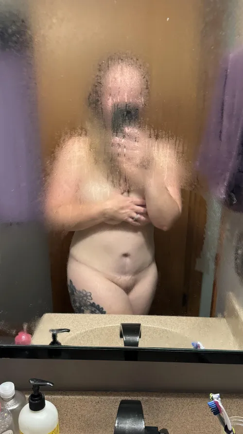 Freshly showered. Time get all dirty again 😈😈