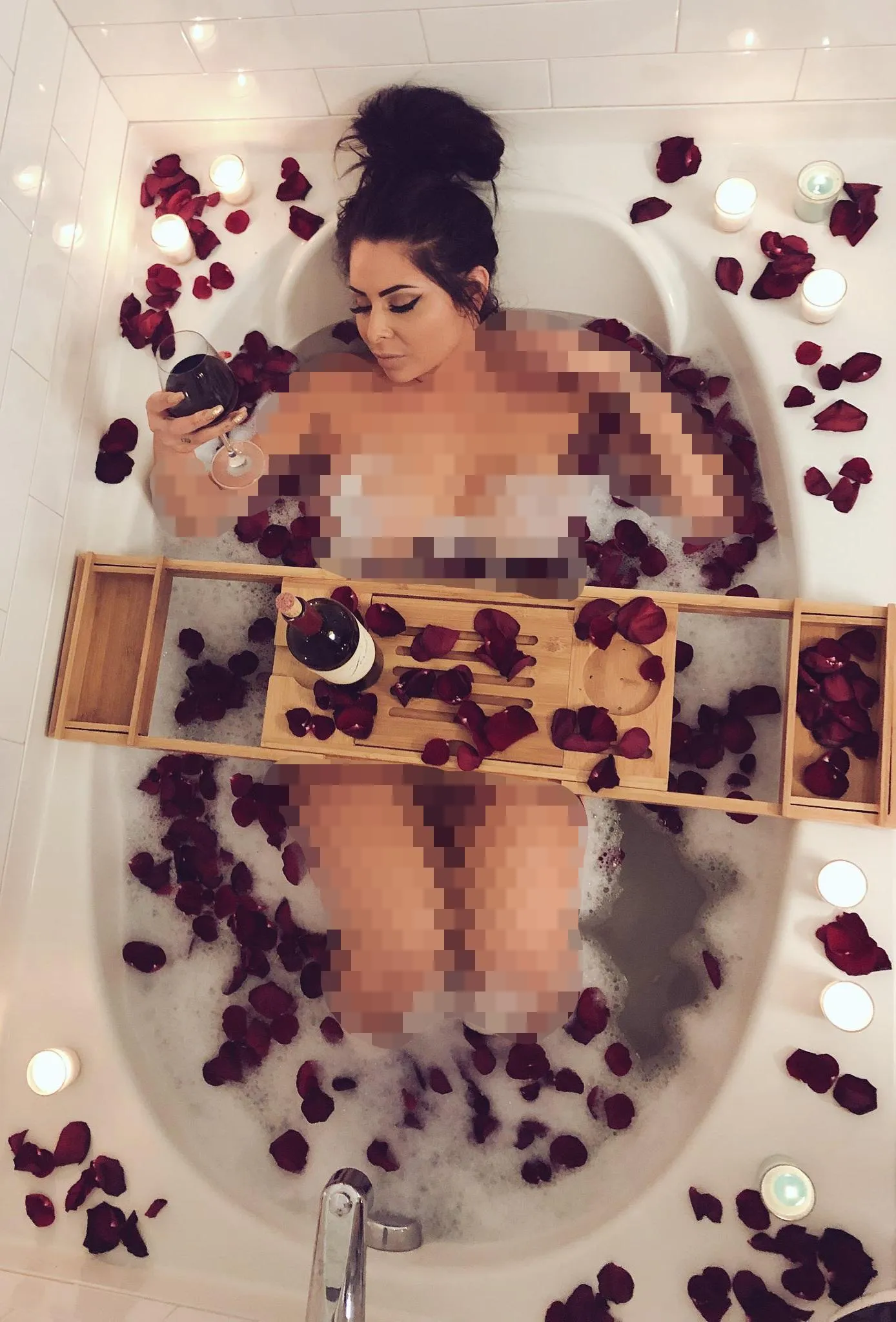 Happy Valentines Day! I know it's every losers favorite day of the year because all the women they can't have get spoiled and loved!