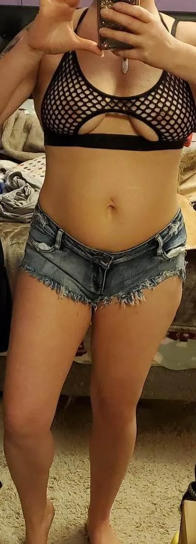 Hubby's friends are coming over, like my top? 40 married mom