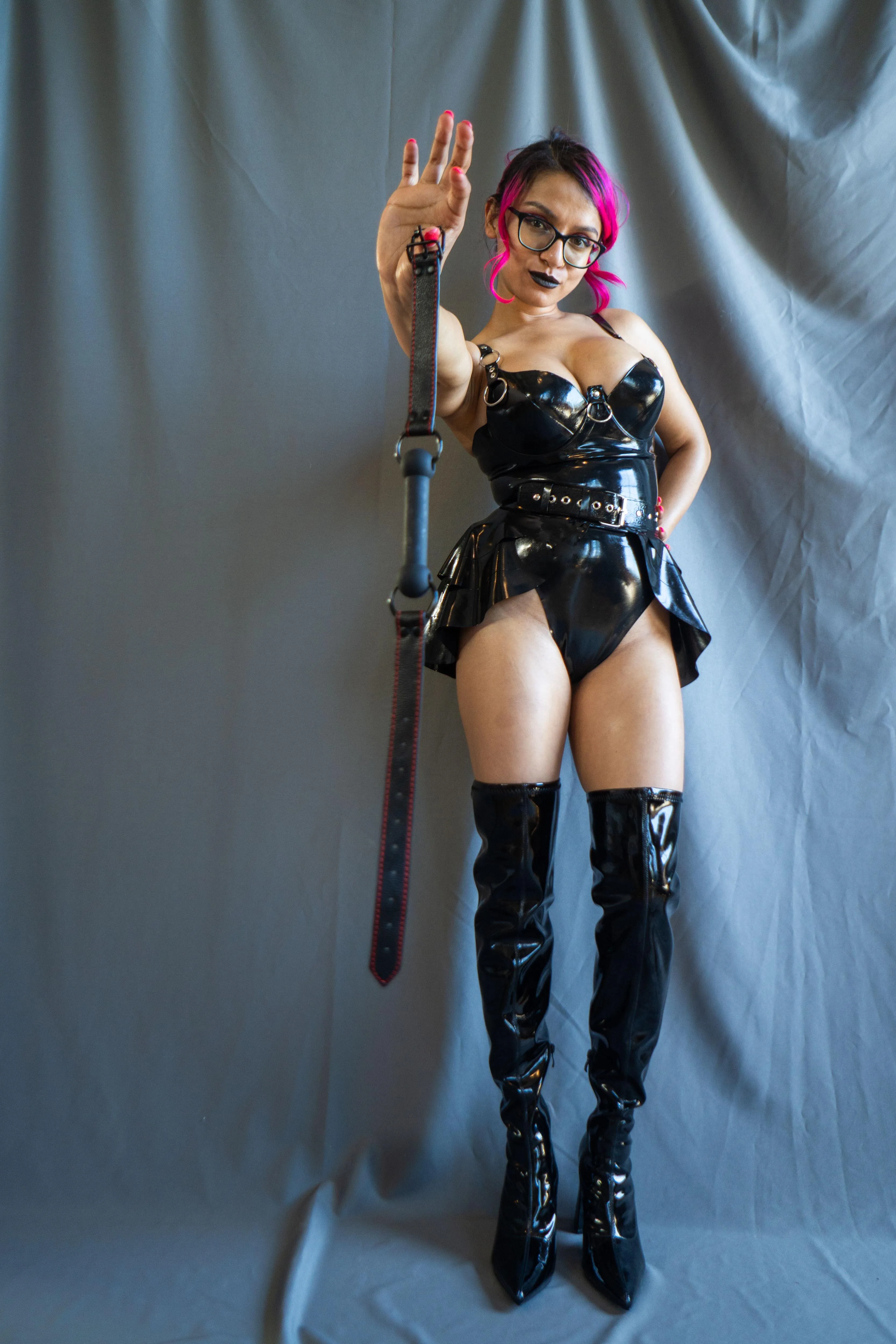 I bet you really want to taste my latex sweat