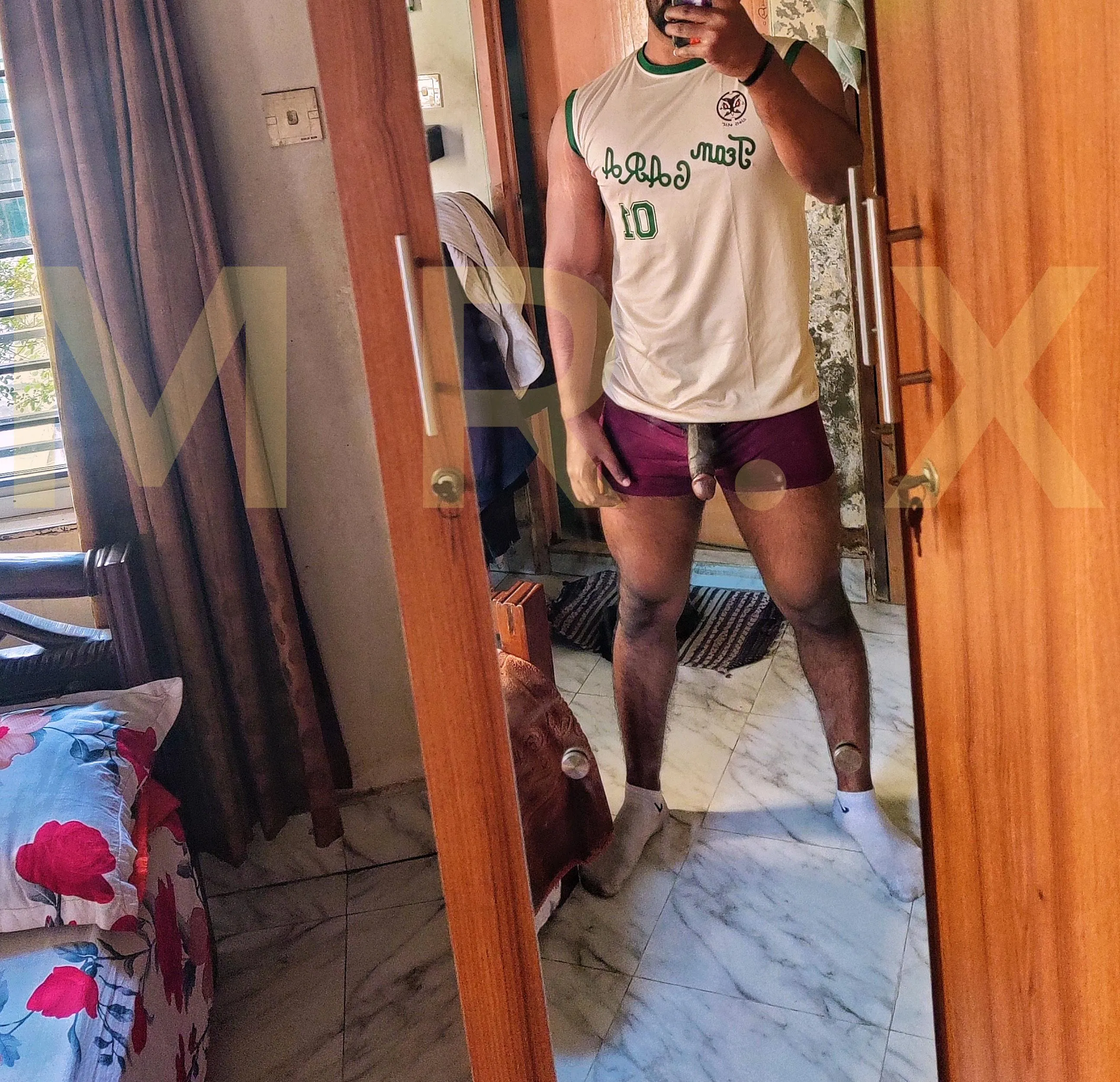 Just imagine I'm your tinder date and we are going to meet within an hour so tell me what you will do first😉