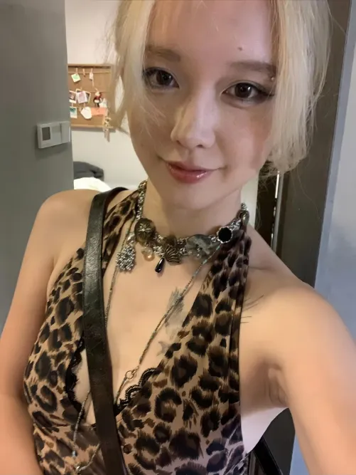 Long time no see, do you miss me?