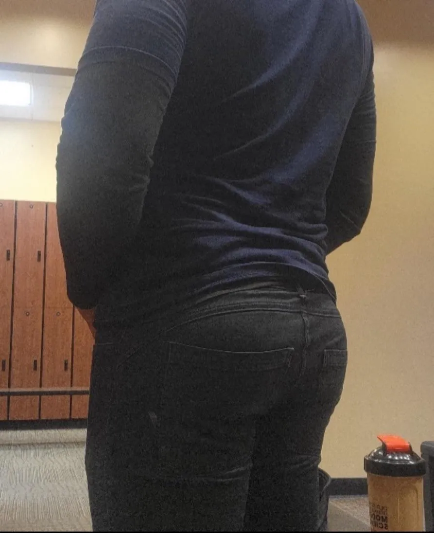 Love wearing tight jeans, esp after leg day at the gym