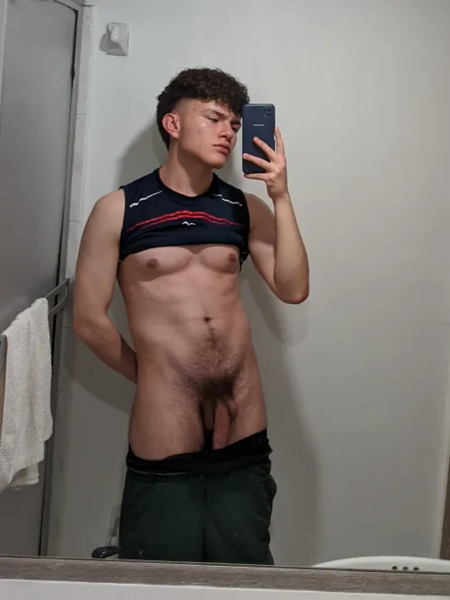 My happy trail can be seen better in the mirror