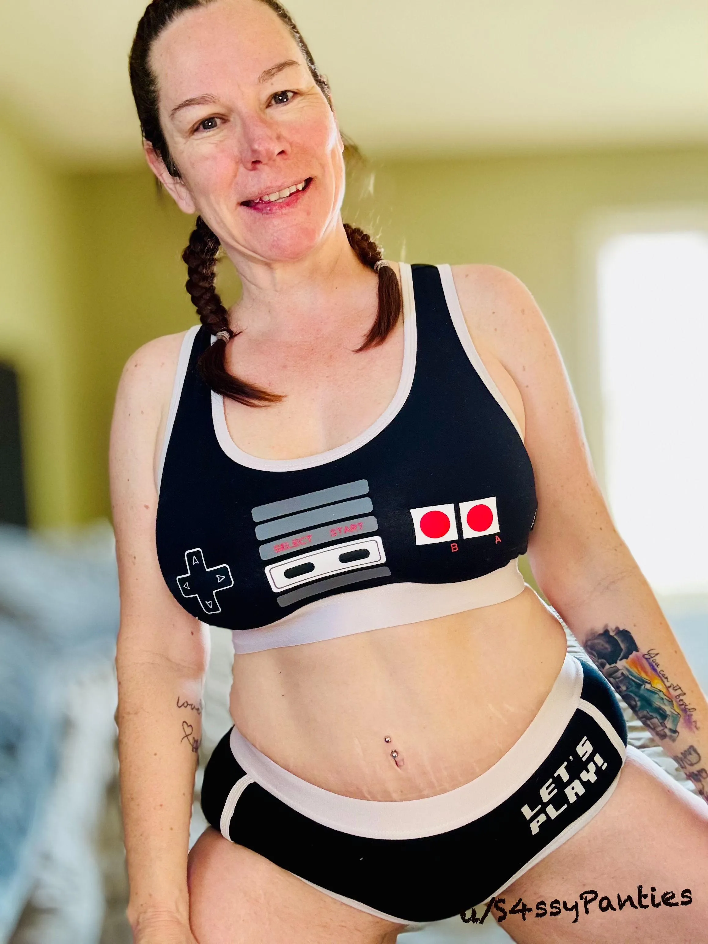 [Seller] Well... these are fun panties =)