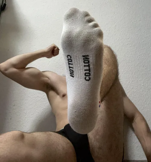 Who needs some sweaty gym socks?😏🔥