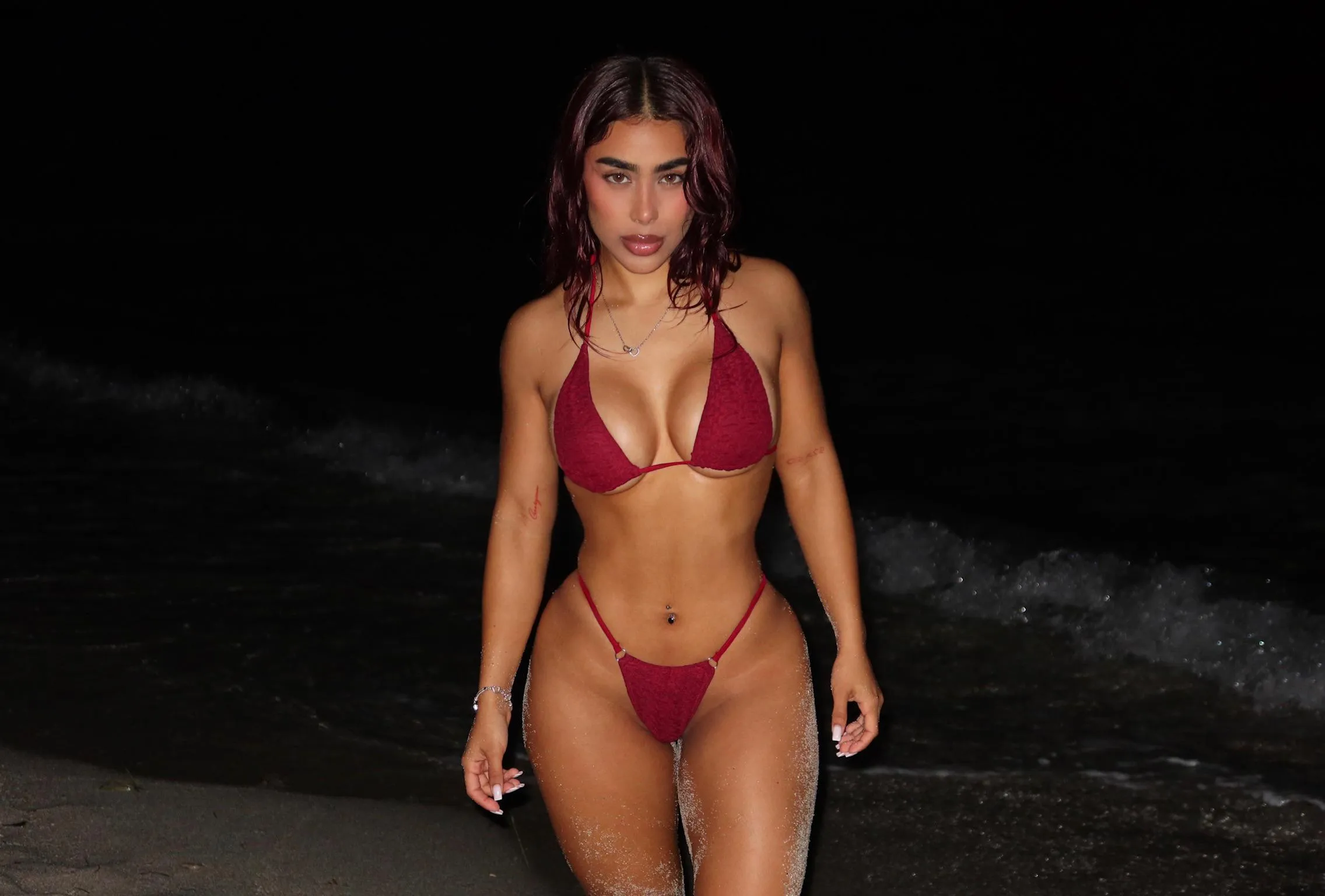 Would you creampie me or pull out?