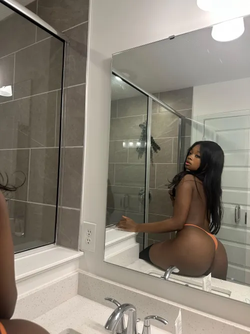 Would you fuck me raw? F24