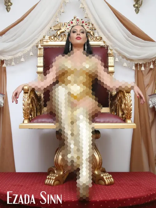 Your Queen demands worship!